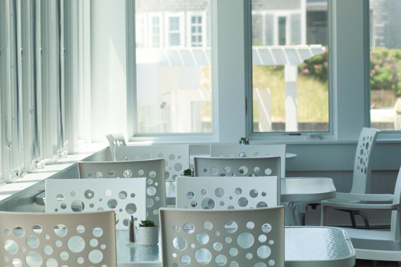 Bed & Breakfast By The Sea Guests And 3*