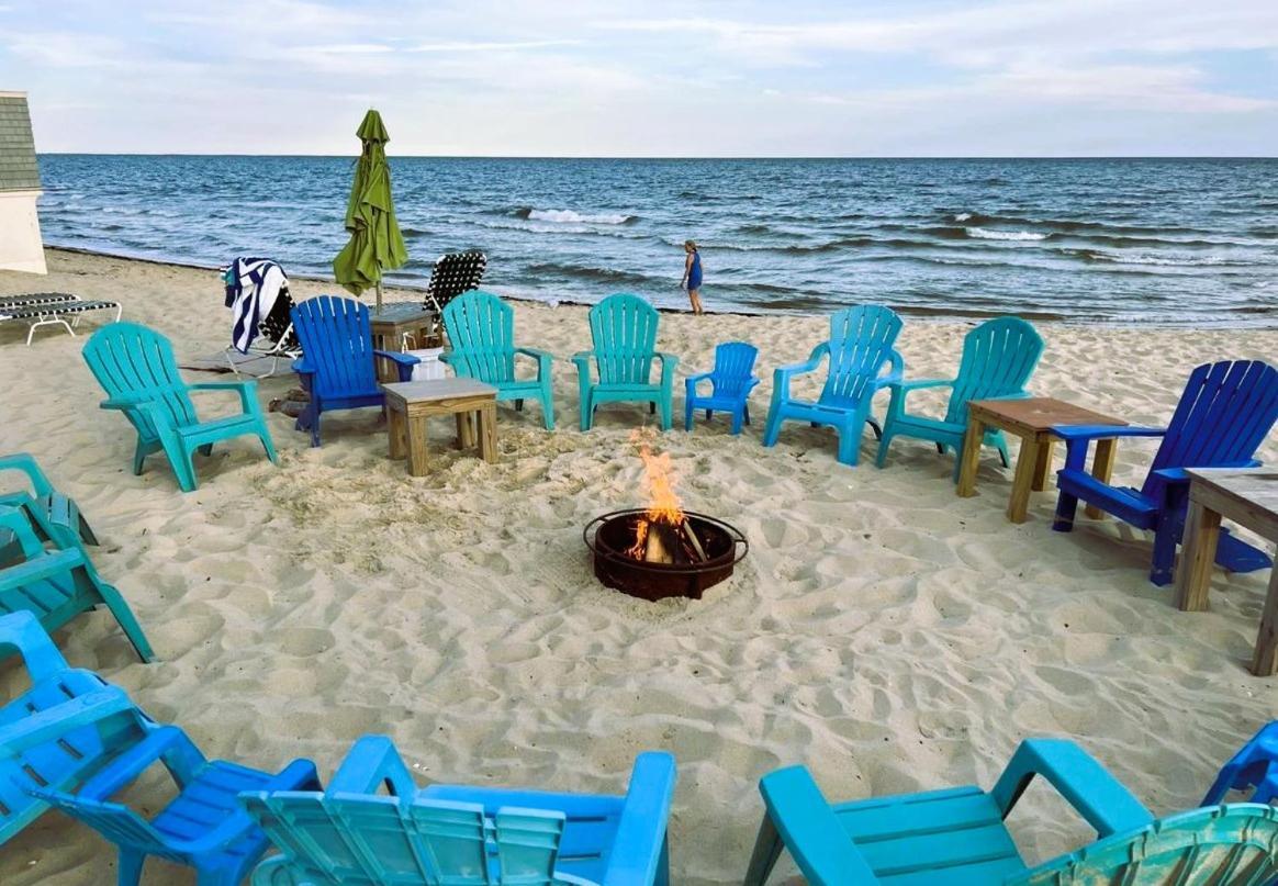 Bed & Breakfast By The Sea Guests And