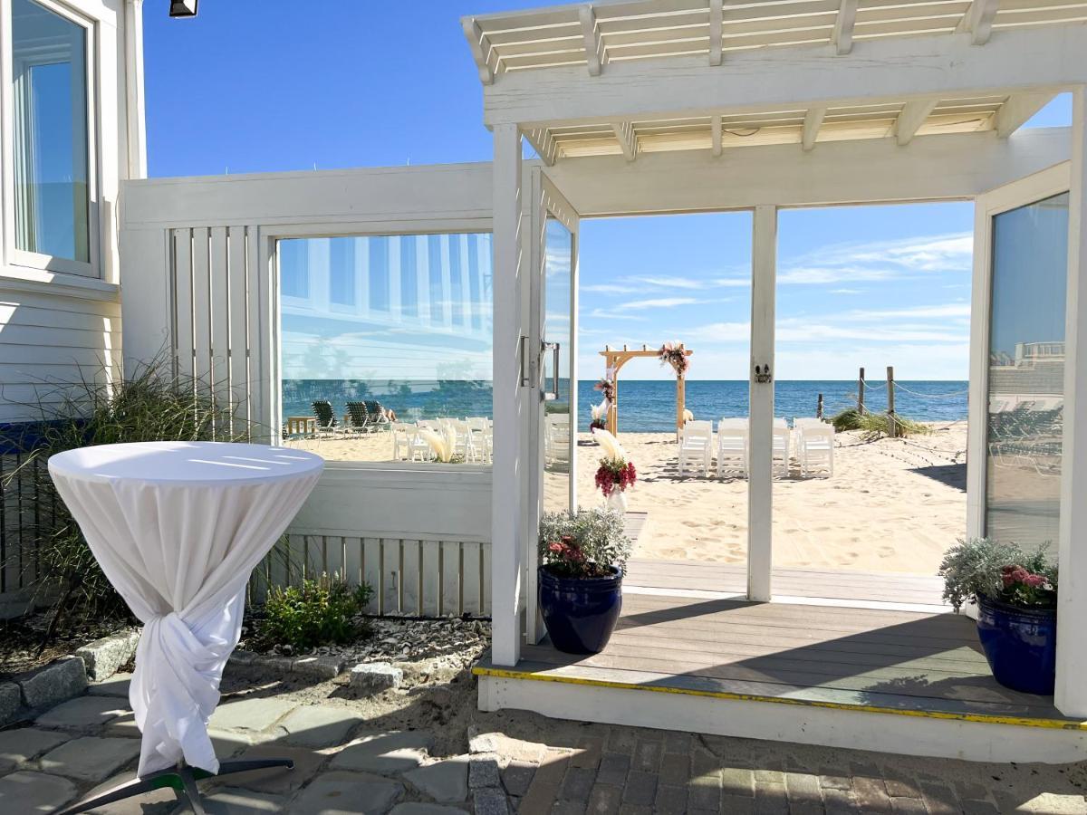 By The Sea Guests And Bed & Breakfast